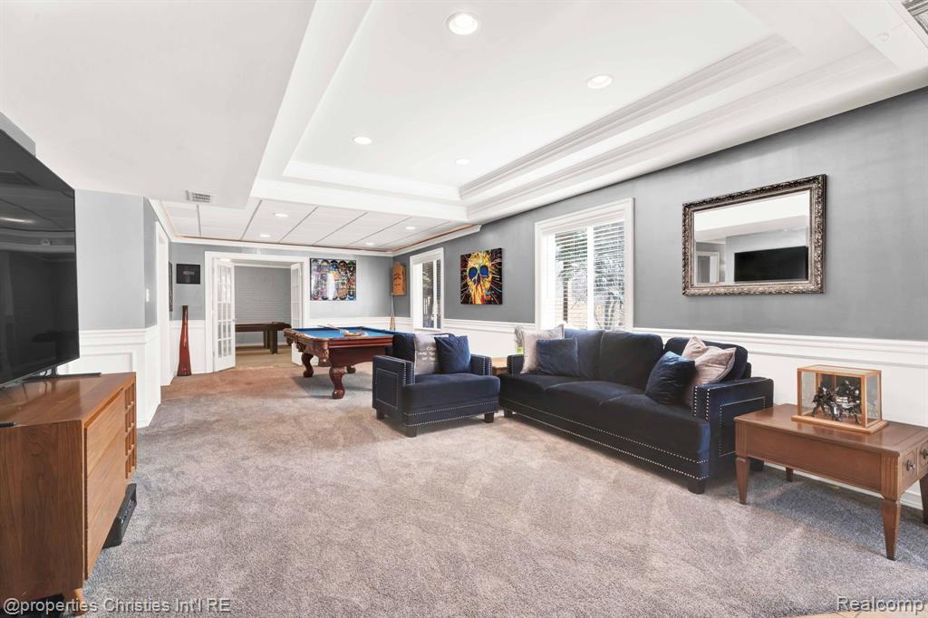 815 AMBERWOOD Street, Auburn Hills, MI 48326 — Photo 30