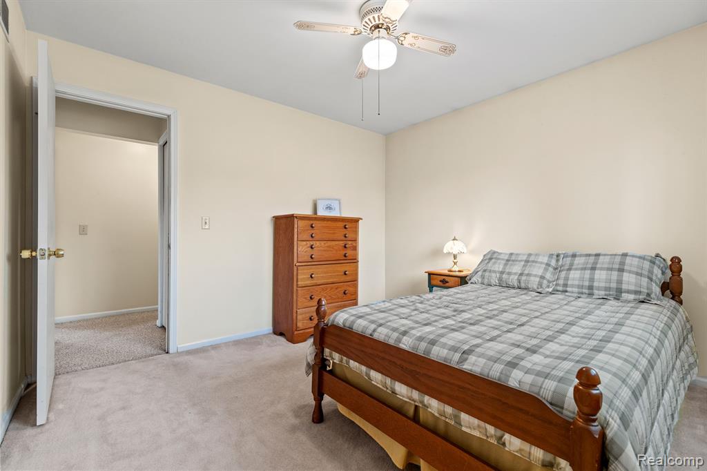60820 LILLIAN Street, South Lyon, MI 48178 — Photo 23