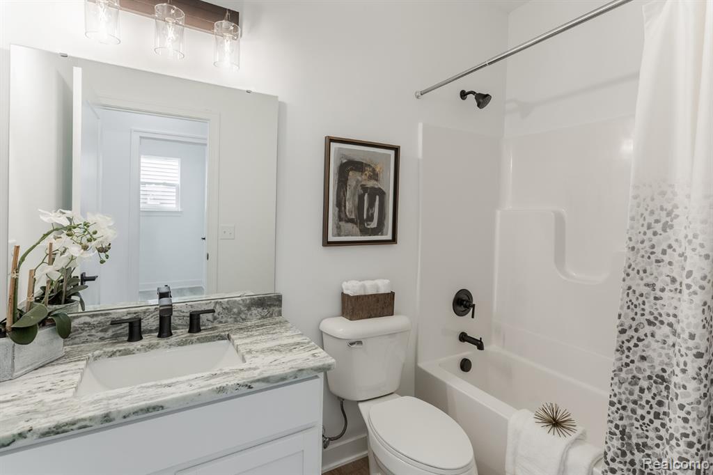 22622 Pine Drive, South Lyon, MI 48178 — Photo 20