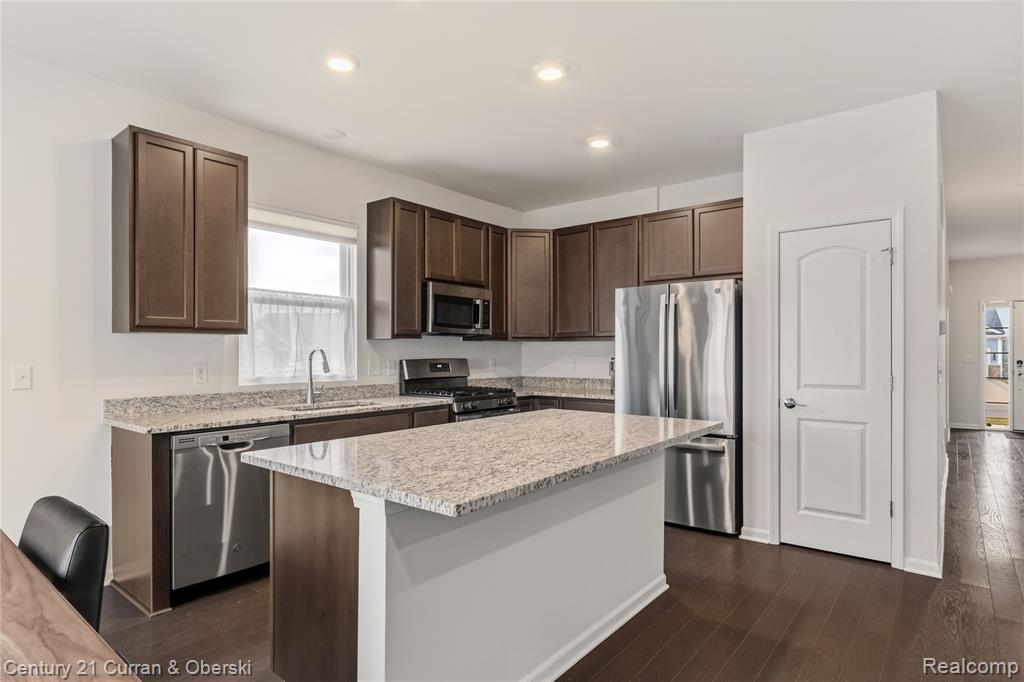 8270 Carston Lane, Brighton, MI 48116 — Photo 17