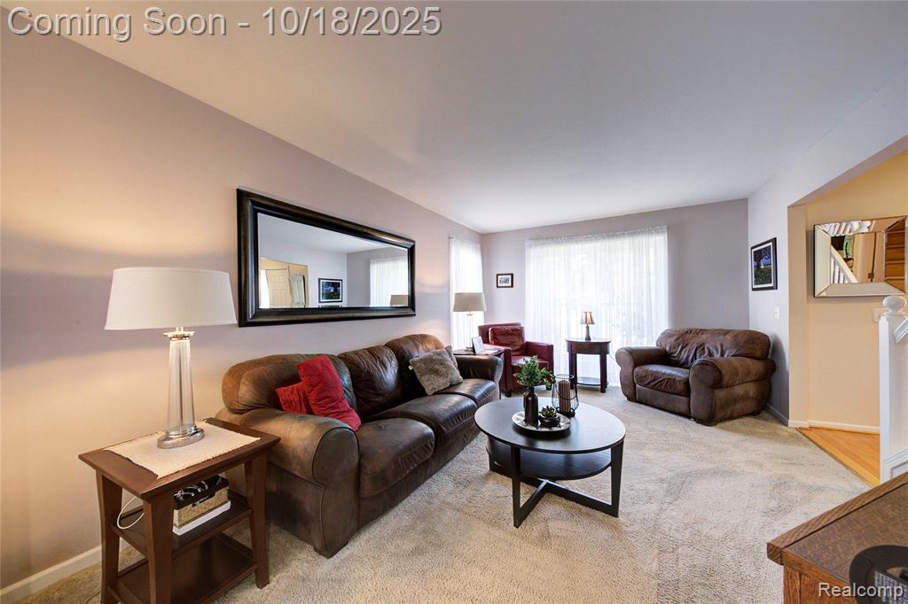 975 S Parkwood Drive, South Lyon, MI 48178 — Photo 23