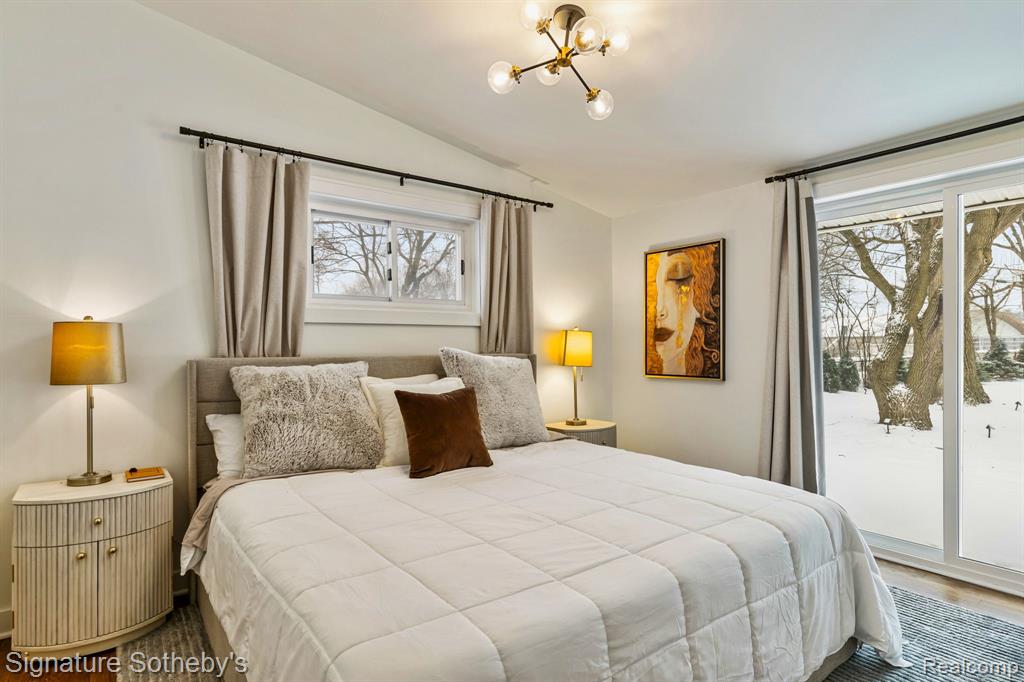 811 NORWICH Street, Birmingham, MI 48009 — Photo 11