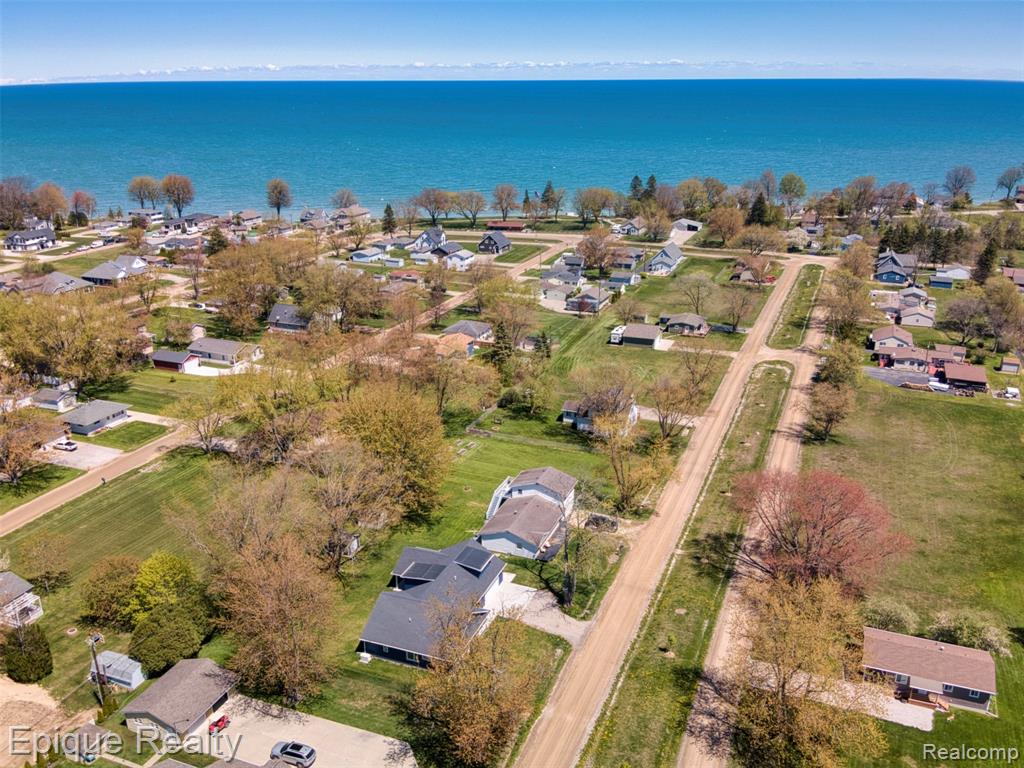 7520 Sunset Boulevard, Lexington, MI 48450 — Photo 3