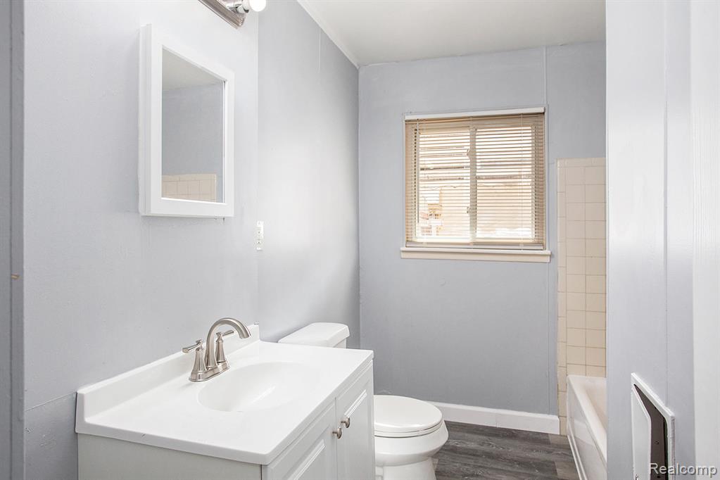 61 N Tasmania Street, Pontiac, MI 48342 — Photo 11