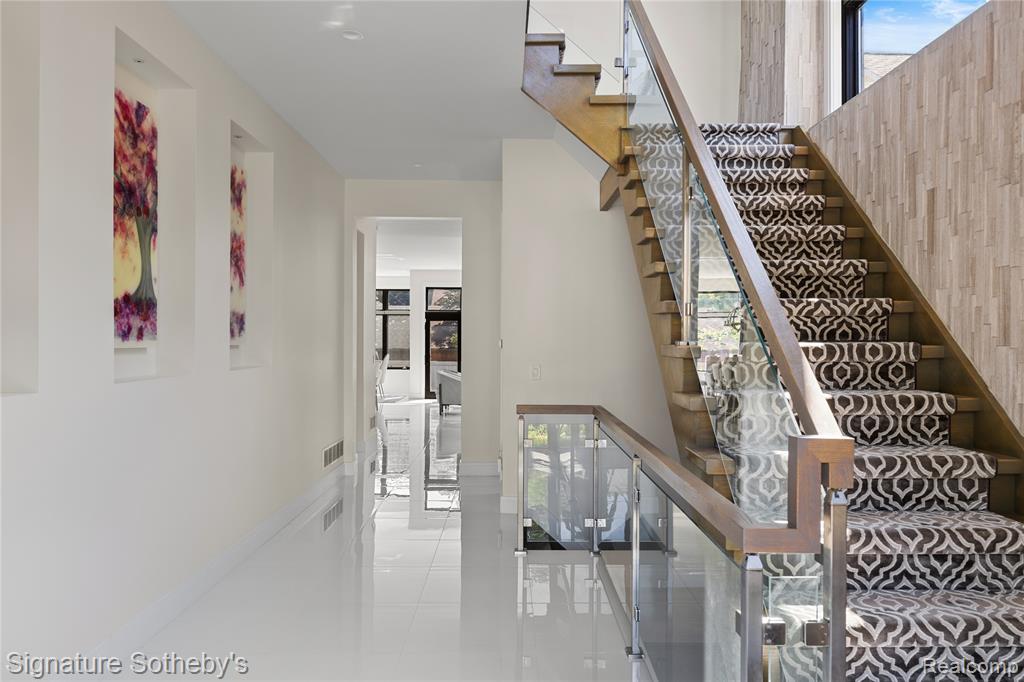 751 S Bates Street, Birmingham, MI 48009 — Photo 10