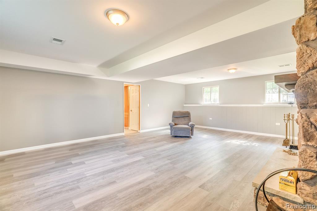 500 Connecticut Avenue, Marysville, MI 48040 — Photo 28