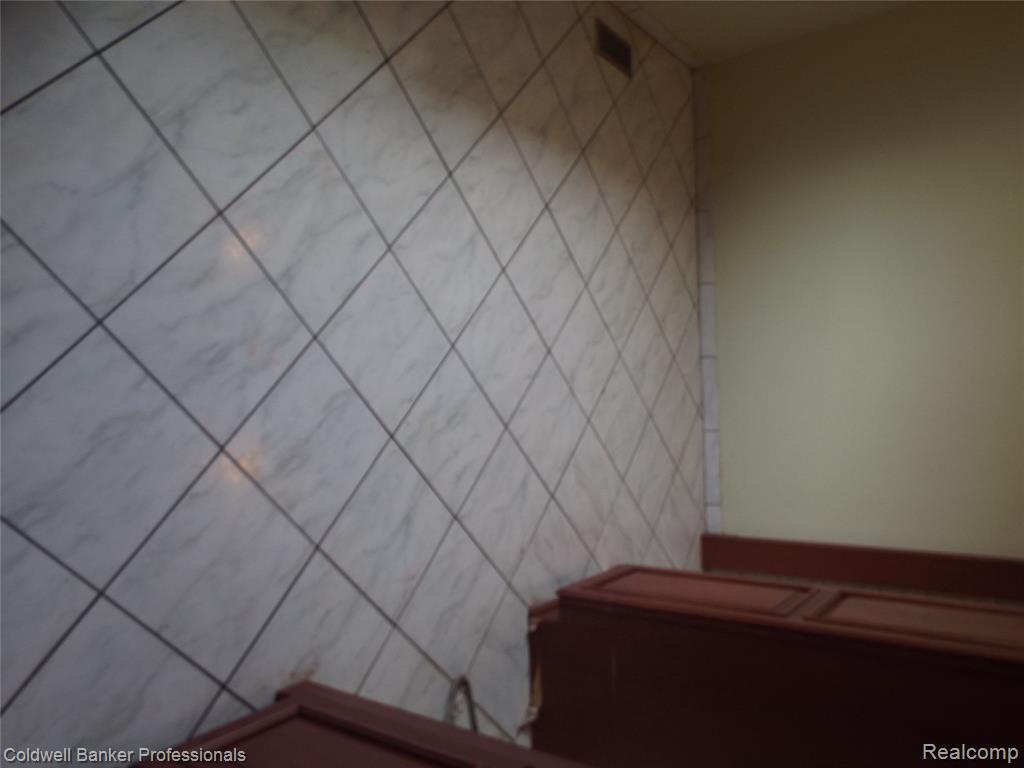 263 N Walnut Street, Mount Clemens, MI 48043 — Photo 20