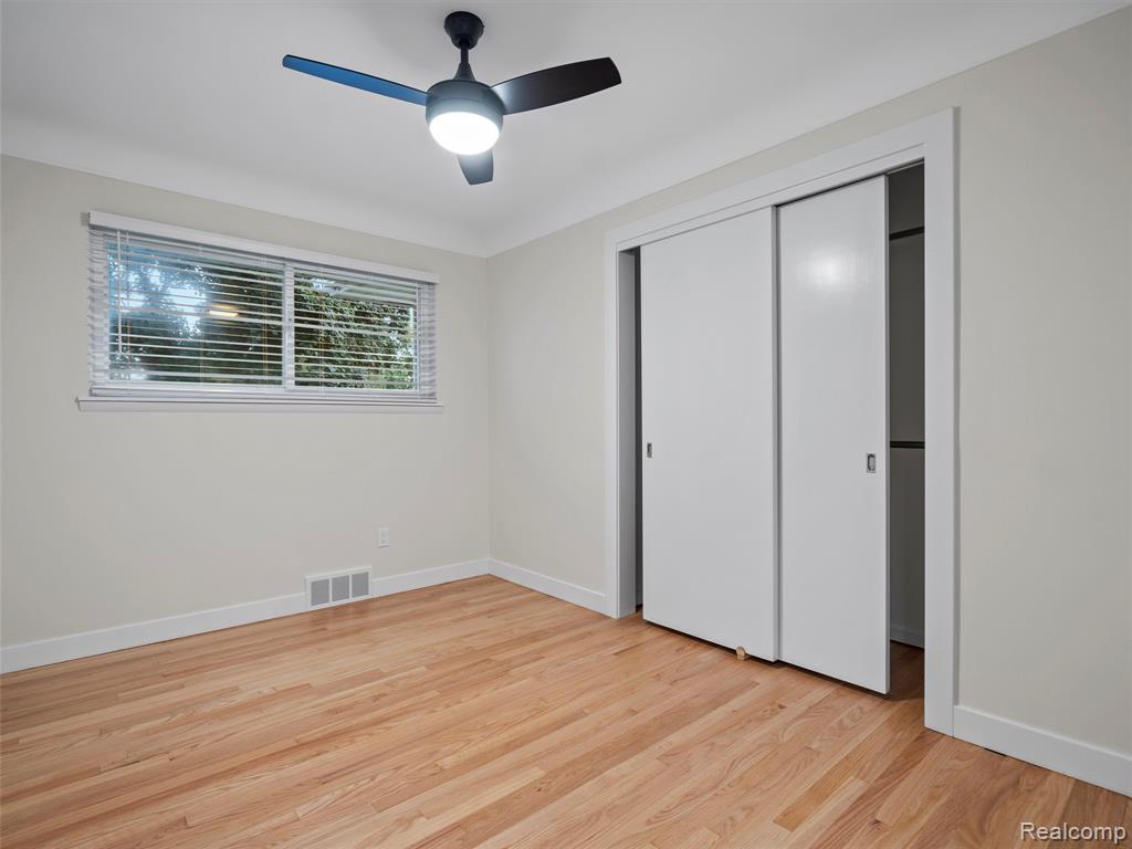 8211 Saint John Street, Utica, MI 48317 — Photo 13