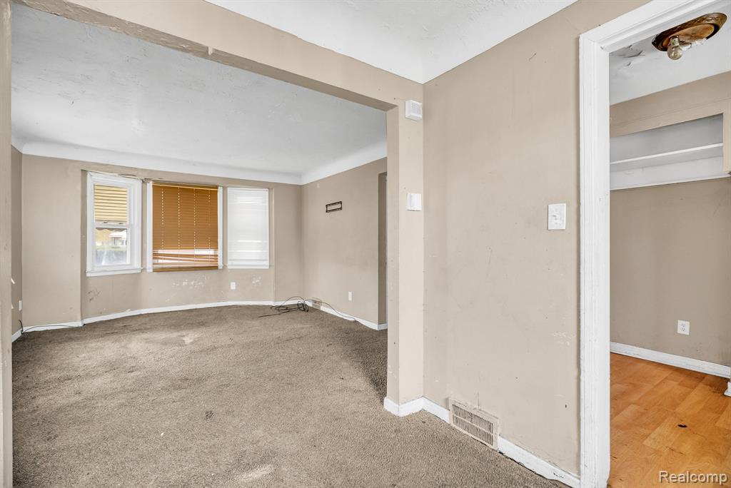 18505 Ashton Avenue, Detroit, MI 48219 — Photo 10