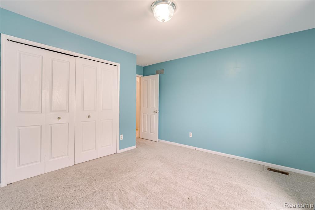 6815 Norwood Drive, Canton, MI 48187 — Photo 26
