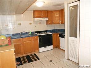 7535 Mead Street, Dearborn, MI 48126 — Photo 17