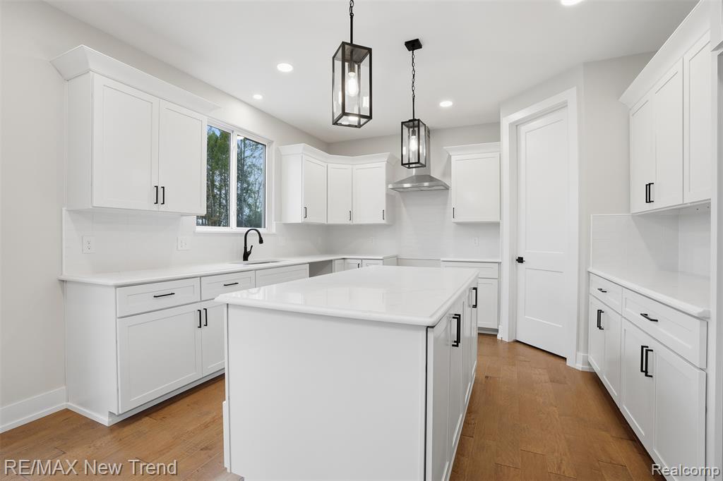 8430 Joseph Street, Commerce Twp, MI 48382 — Photo 16