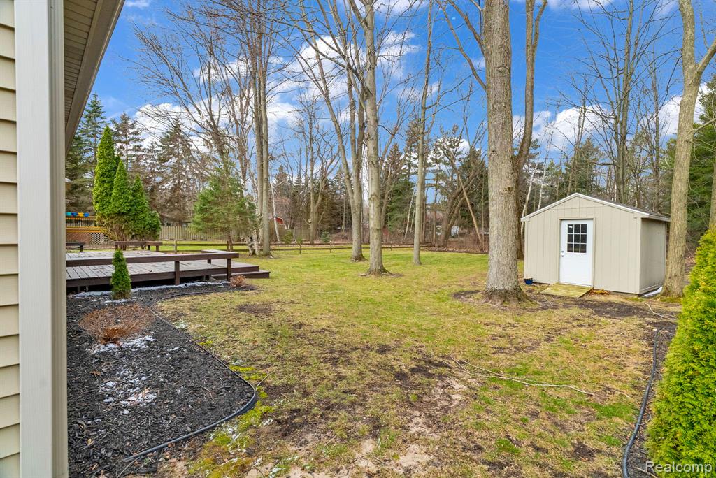 4039 Stoney Creek Drive, Fort Gratiot, MI 48059 — Photo 35