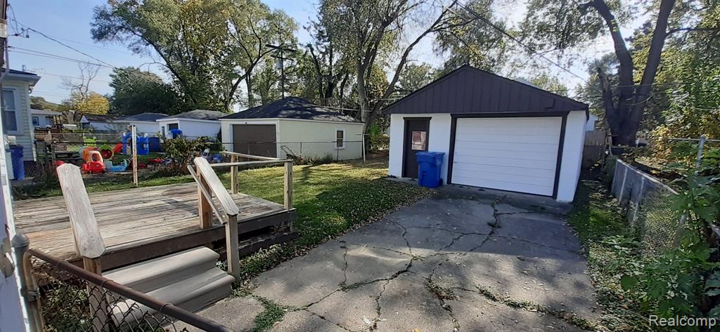 8662 FORD Avenue, Warren, MI 48089 — Photo 2