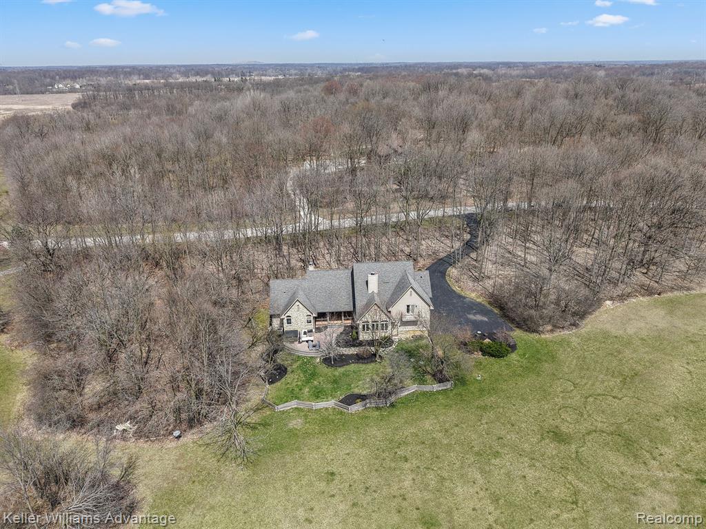 2026 HUNTERS CREEK Drive, Ypsilanti, MI 48198 — Photo 50