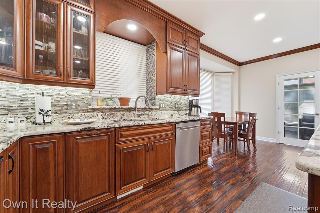 48280 Gladstone Road, Canton, MI 48188 — Photo 19
