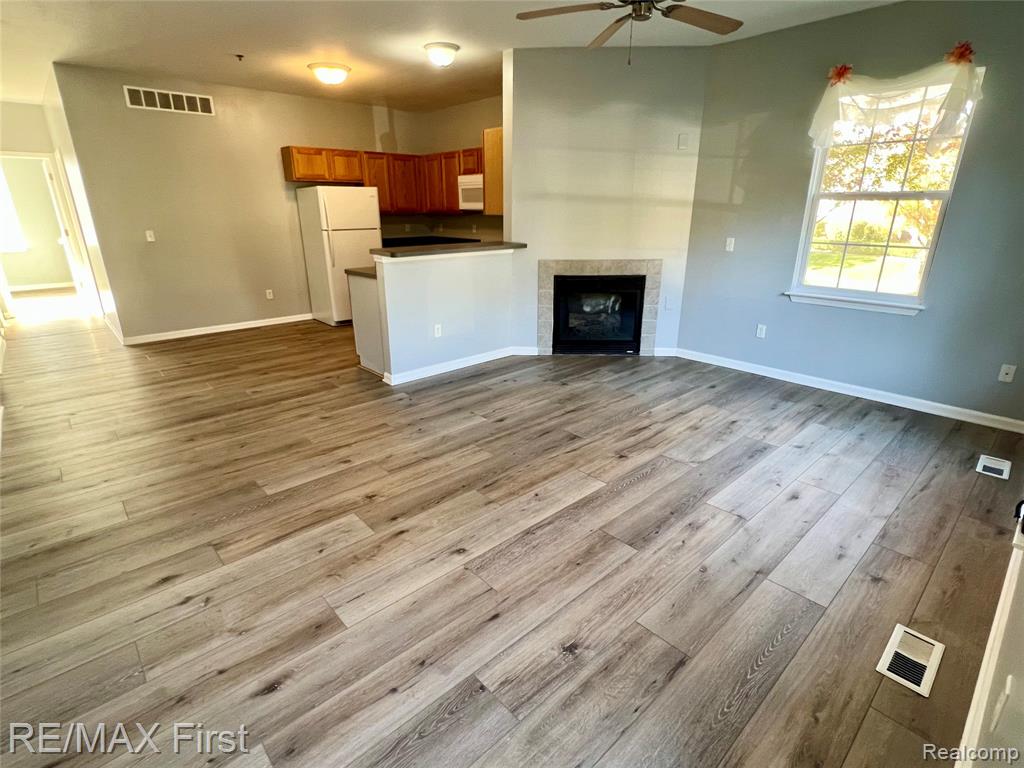 43203 Strand, Sterling Heights, MI 48313 — Photo 5