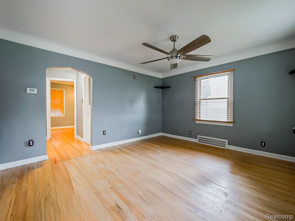 7785 Huron Street, Rockwood, MI — Photo 4