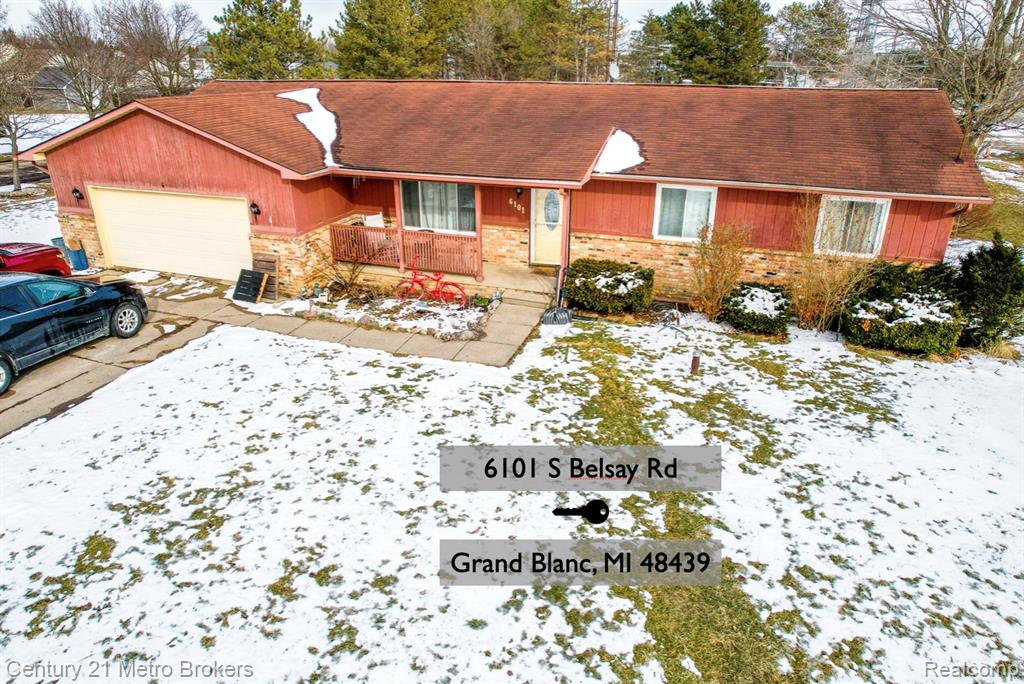 6101 Belsay Road, Grand Blanc, MI 48439 — front exterior