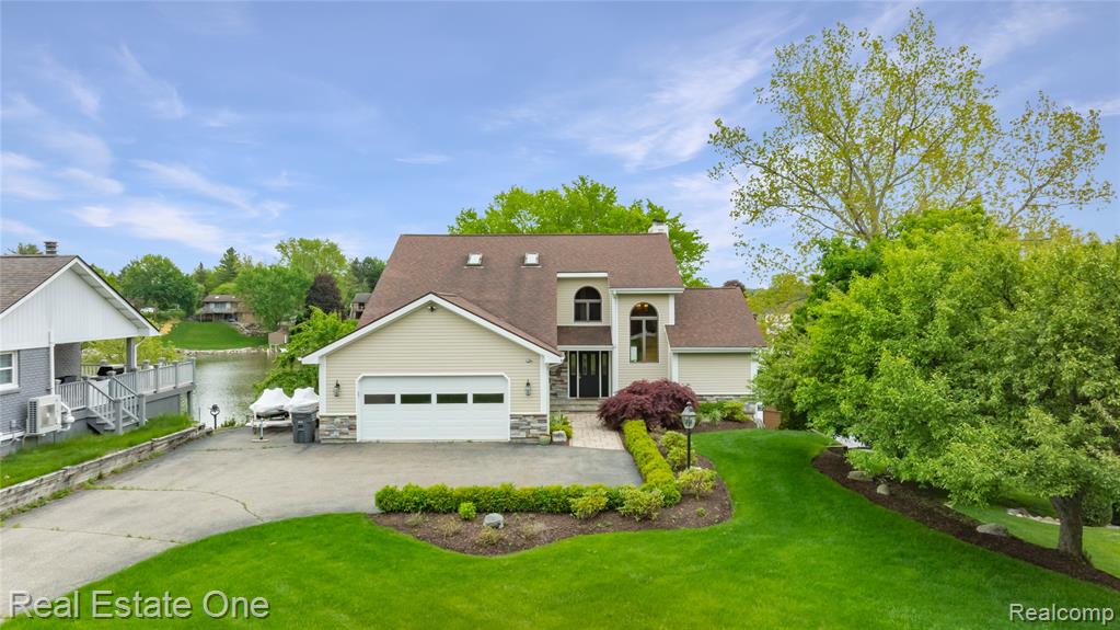 3882 LAKE LAPEER Drive, Metamora, MI 48455 — Photo 2