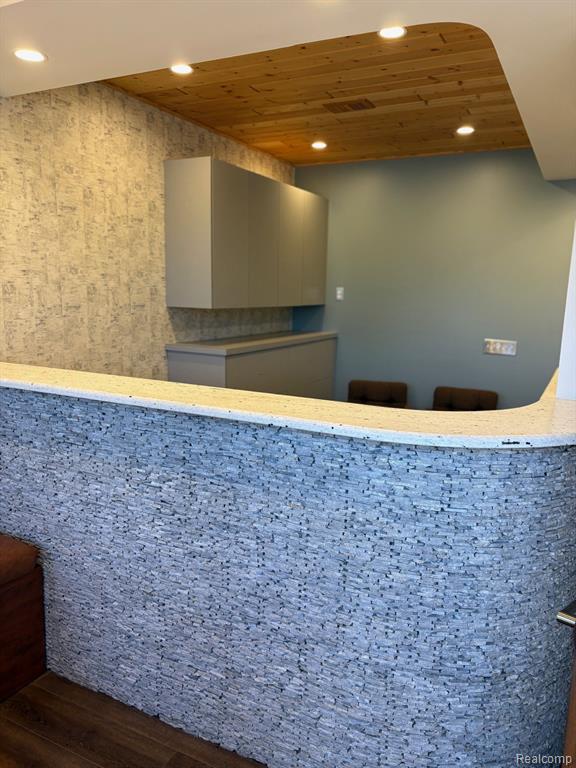 5589 E M-36, Pinckney, MI 48169
