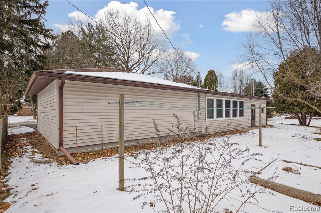 310 TAYLOR Lane, Chelsea, MI 48118 — Photo 40