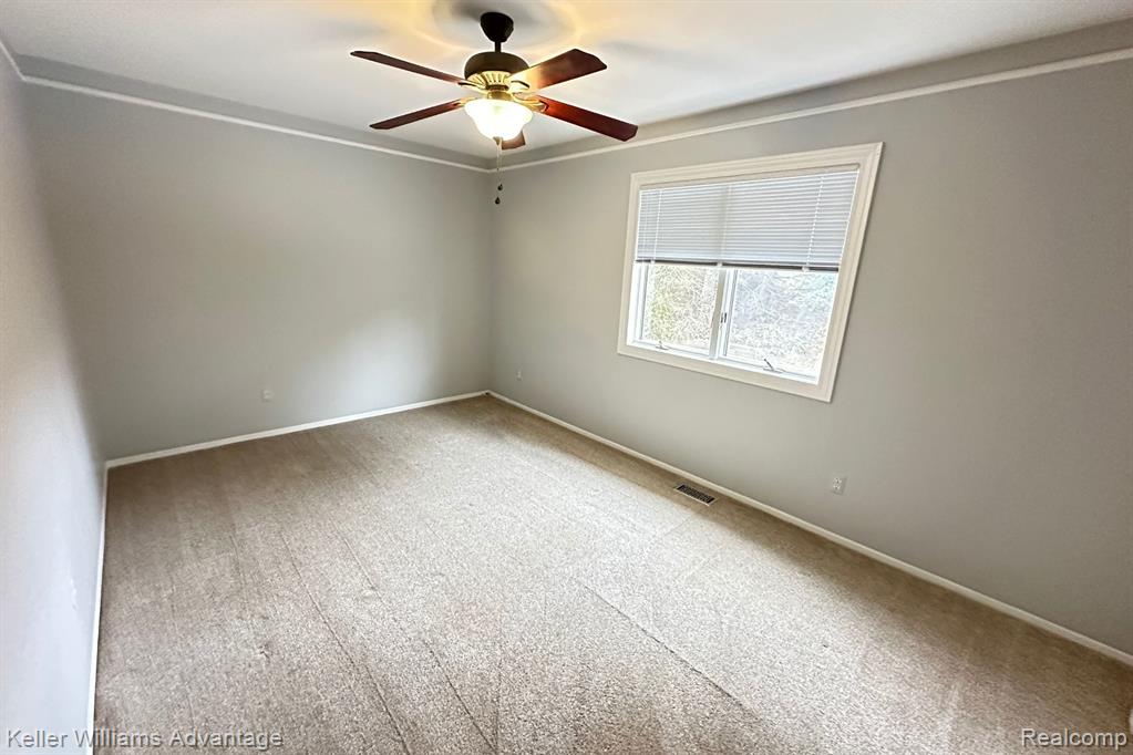 24502 Simmons Drive, Novi, MI — Photo 15