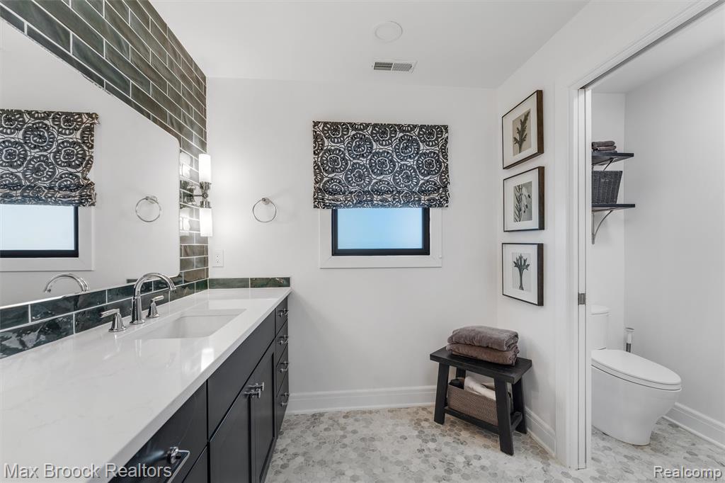1425 Bedford Road, Grosse Pointe Park, MI 48230 — Photo 33