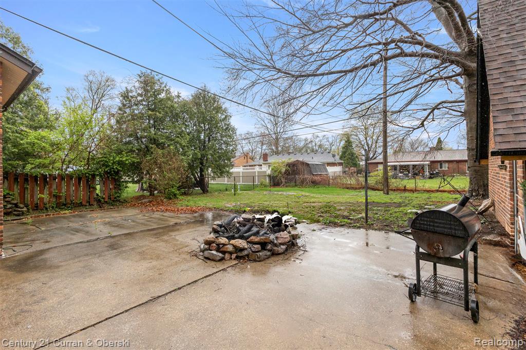 9045 Riverdale St, Redford, MI 48239 — Photo 22