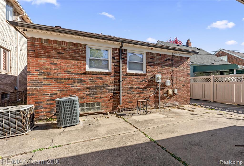 4853 Helen Street, Dearborn, MI 48126 — Photo 25
