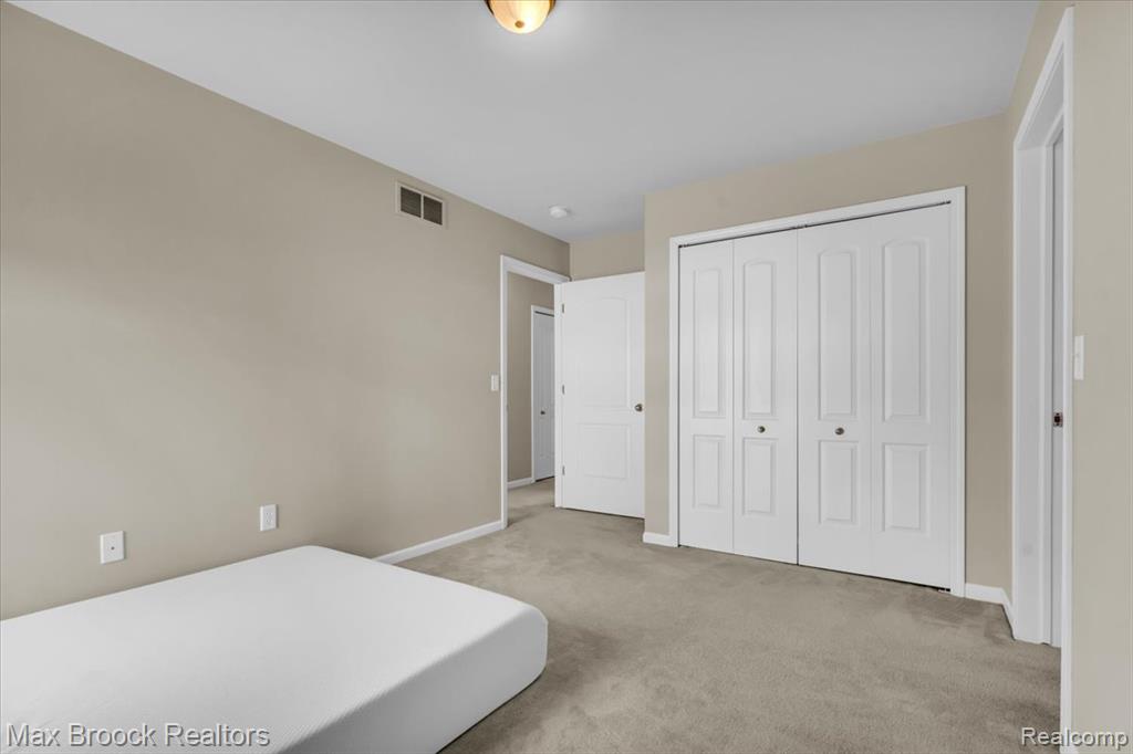 54265 Birchwood Drive, South Lyon, MI 48178 — Photo 29