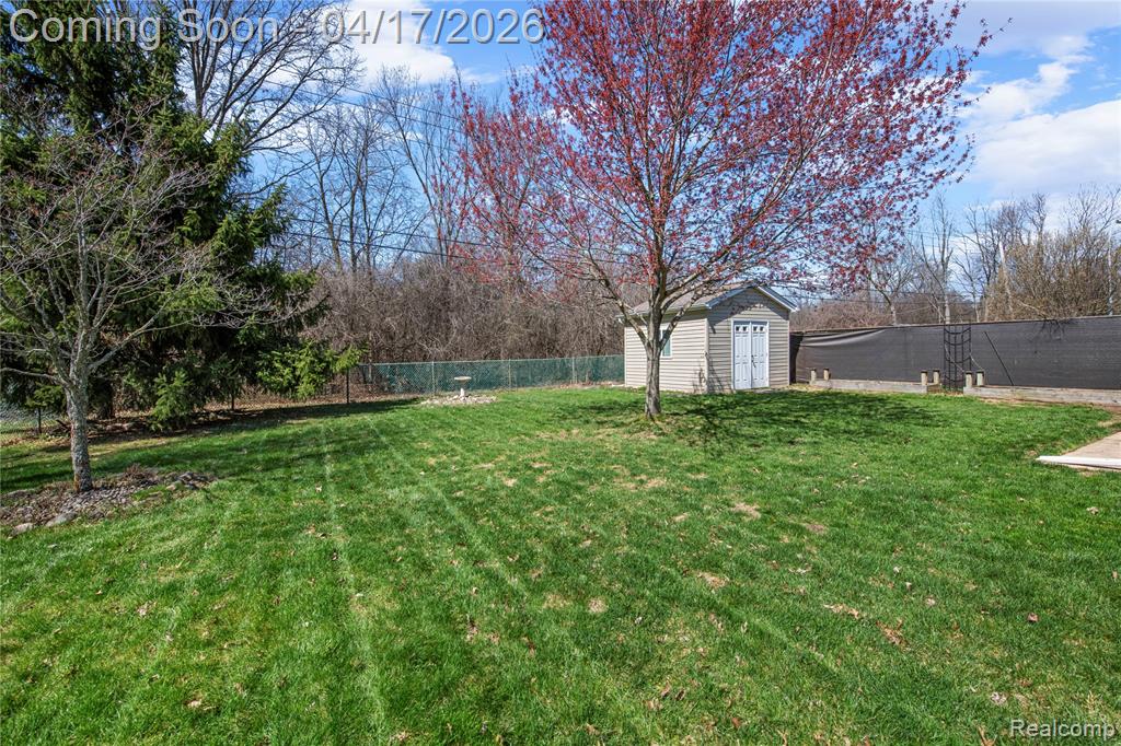 19534 Coachwood Road, Riverview, MI 48193 — Photo 8