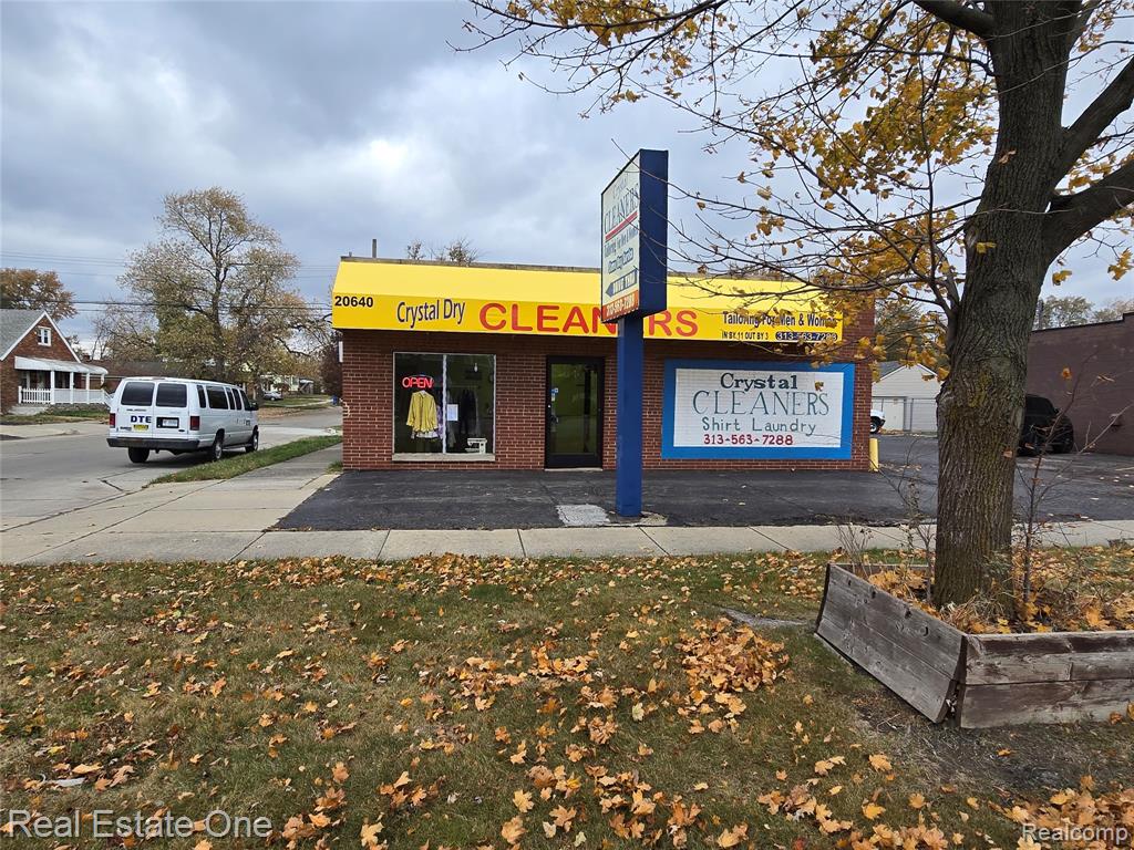 20640 Van Born Road, Dearborn Heights, MI 48125 — Photo 3