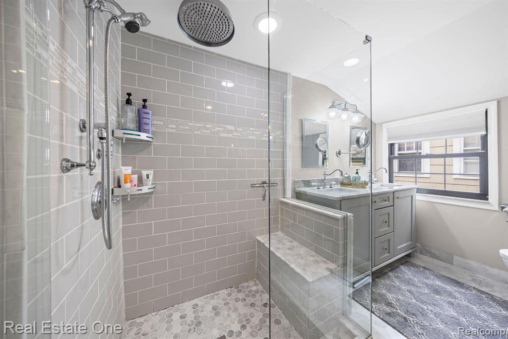 33 SYLVAN Avenue, Pleasant Ridge, MI — Photo 44