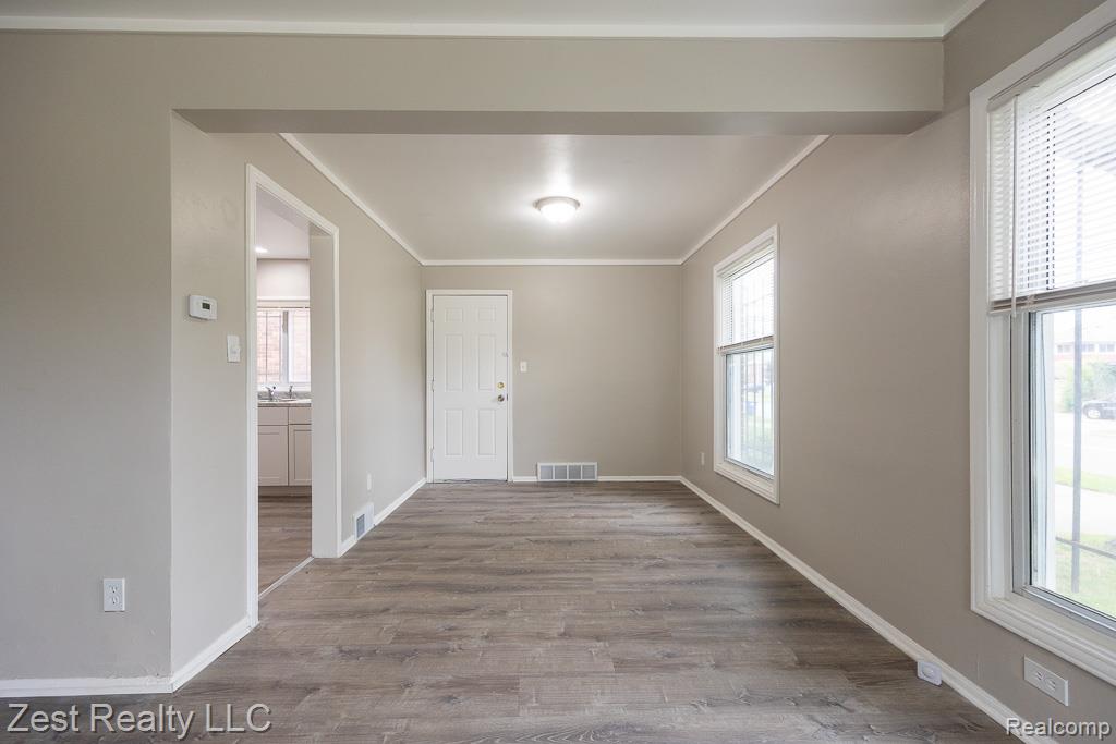 7601 Curtis Street, Detroit, MI 48221 — Photo 5