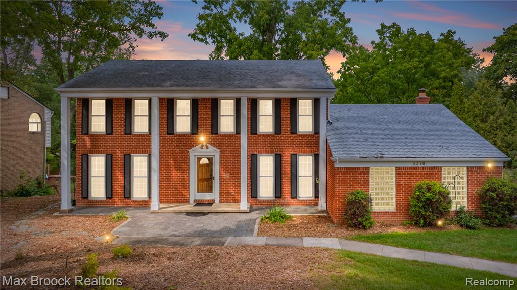 4370 Savoie Trail, West Bloomfield, MI 48323