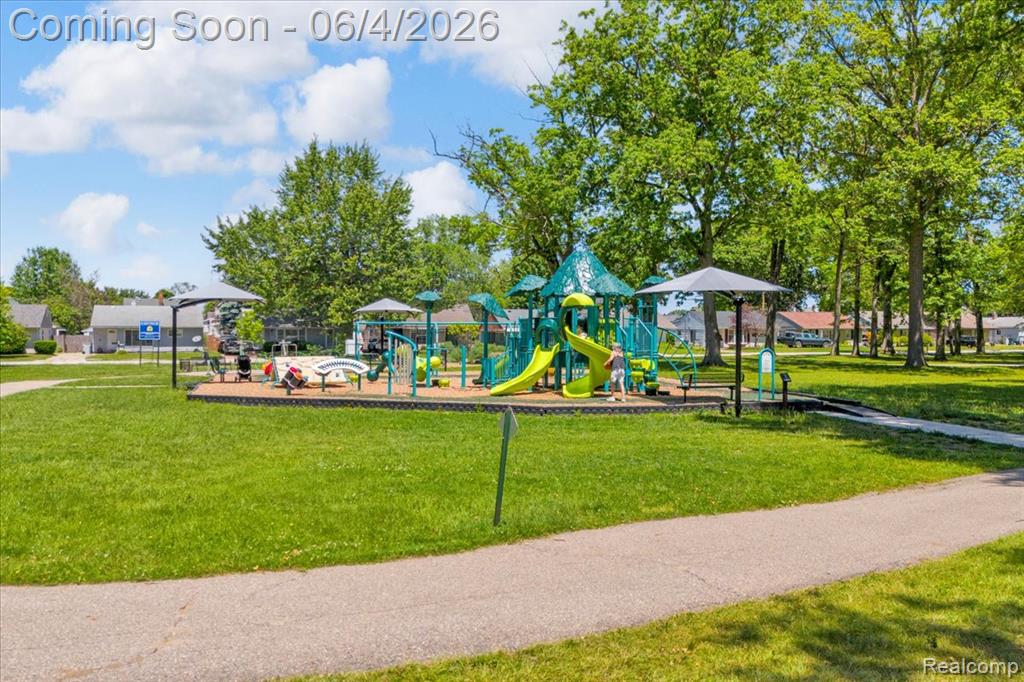 63 W Mahan Avenue, Hazel Park, MI 48030 — Photo 39
