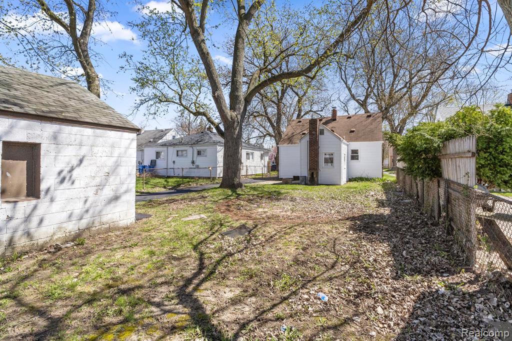 4924 ZIEGLER Street, Dearborn Heights, MI 48125 — Photo 27