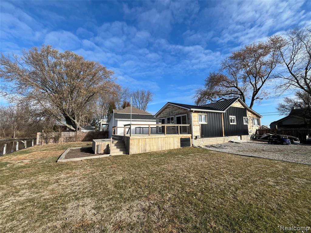 35754 Erie Drive, Brownstown, MI — Photo 19