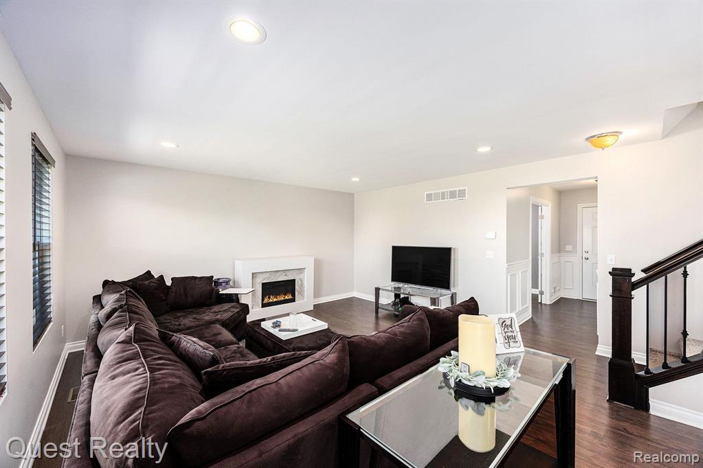 58498 WESTMOORE Circle, New Haven, MI 48048 — Photo 12