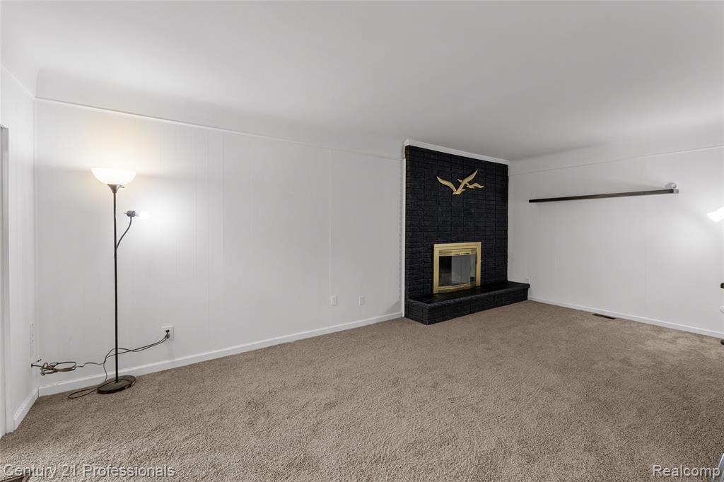 38106 Rockhill Street, Clinton Twp, MI 48036 — Photo 16