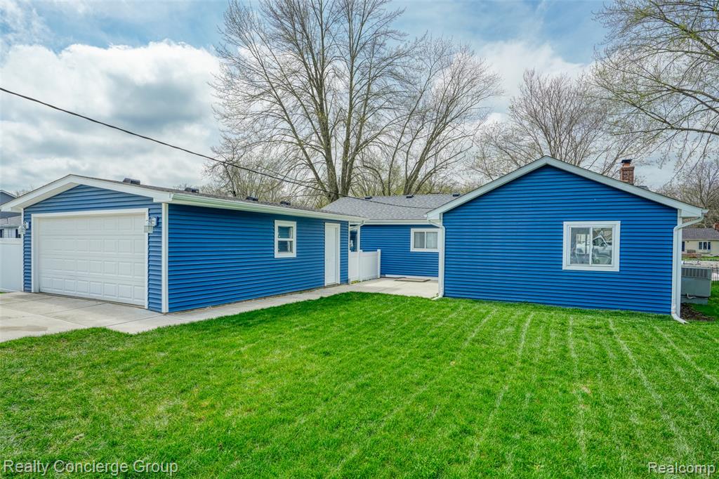 10866 Colony Road, Pinckney, MI 48169 — Photo 11
