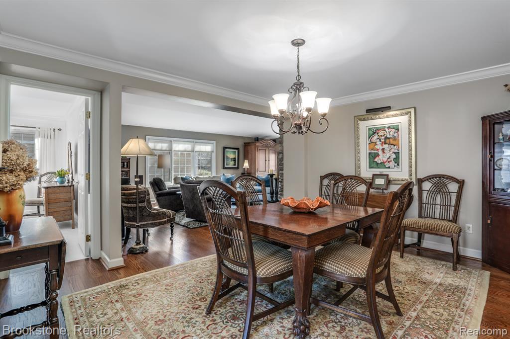 7585 LILAC Court, West Bloomfield, MI 48324 — Photo 11
