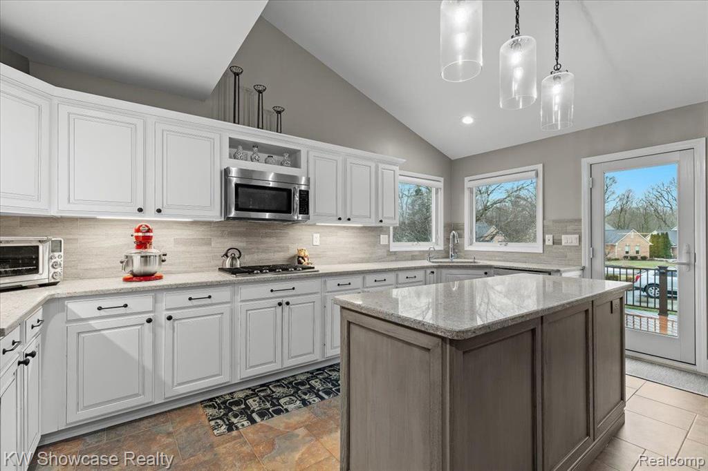 54455 ROYAL TROON Drive, South Lyon, MI 48178 — Photo 11