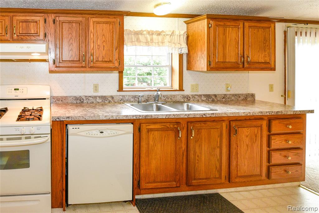 3201 Thomas Road, Filion, MI 48432 — Photo 62