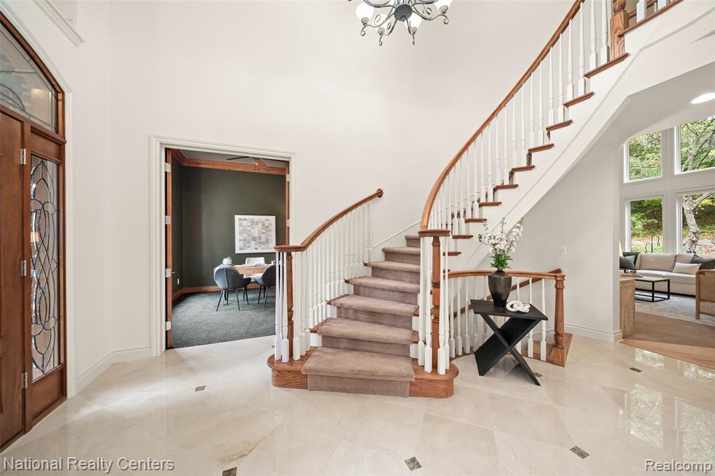 5010 Forest Valley Drive, Clarkston, MI 48348 — Photo 7