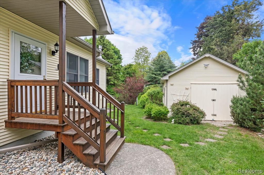 91 Dennison Street, Oxford, MI 48371 — Photo 30