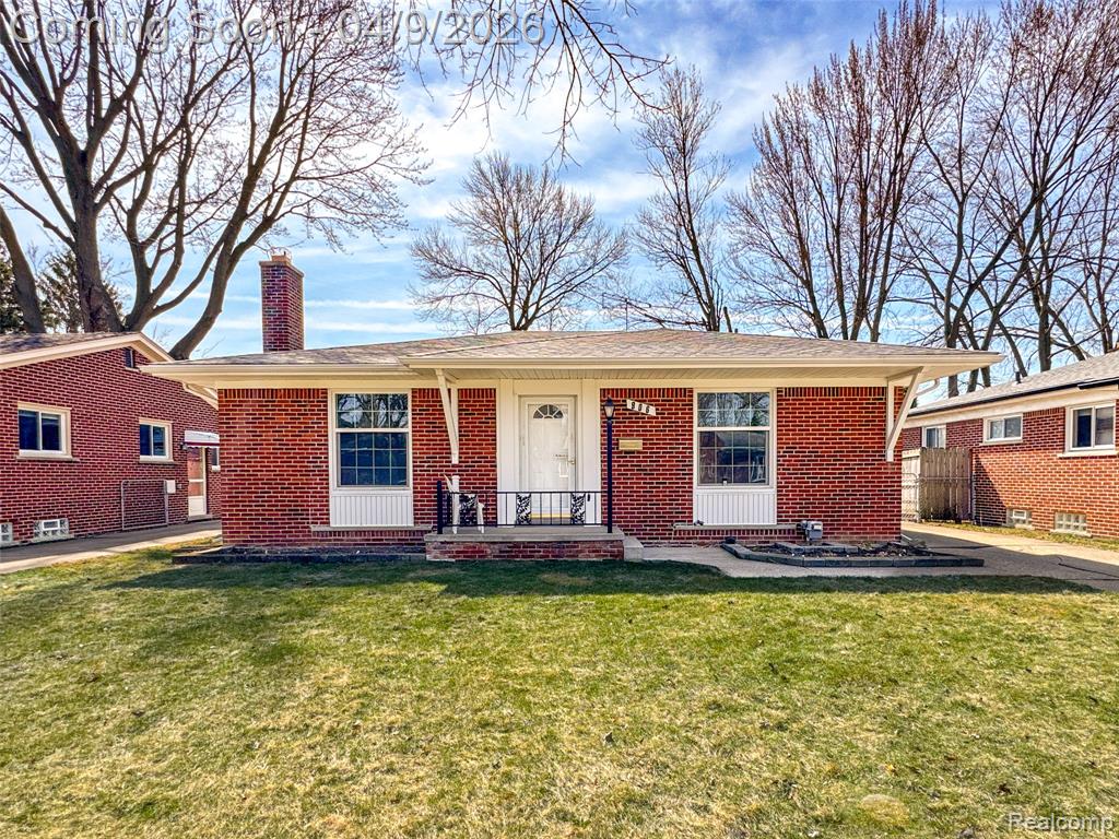 906 Englewood Avenue, Royal Oak, MI 48073 — Photo 2