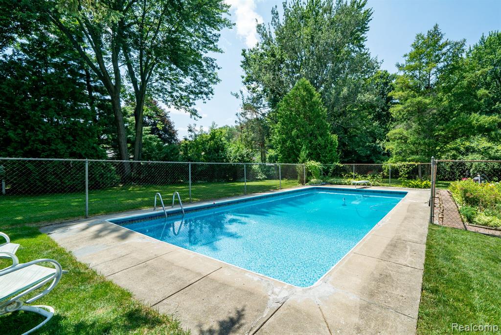 6157 Coventry Drive, Swartz Creek, MI 48473 — Photo 33