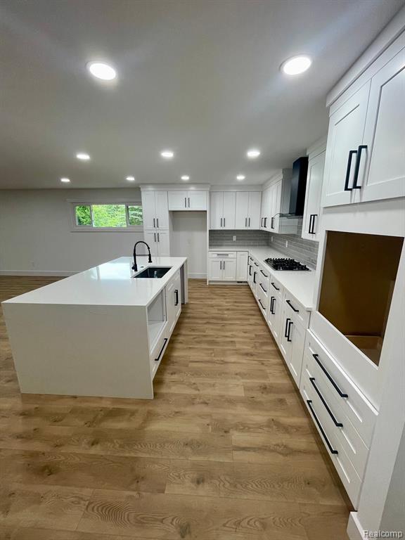 6560 NORTON Drive, Troy, MI 48085 — Photo 14